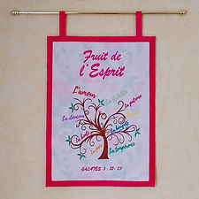 Tenture Murale Brodé Thématique – "Le Fruit de l'Esprit" (45 x 30 cm)