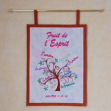 Tenture Murale Brodé Thématique – "Le Fruit de l'Esprit" (45 x 30 cm)