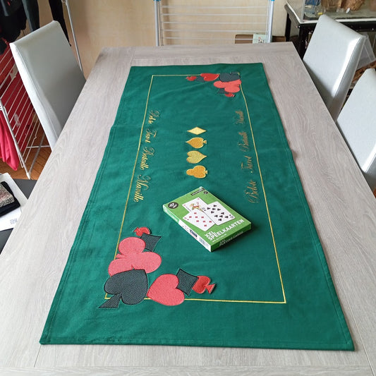 Grand Tapis de Jeux Brodé - Format 70 x 120 cm
