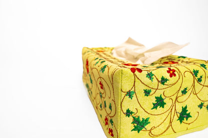 Couvre boîte à mouchoirs verte fleurie