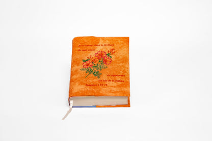Couvre-livre orange – “Je te louerai dans la droiture de mon cœur” (Psaumes 119:7)