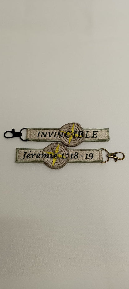 Porte-Clé Brodé - "Invincible"