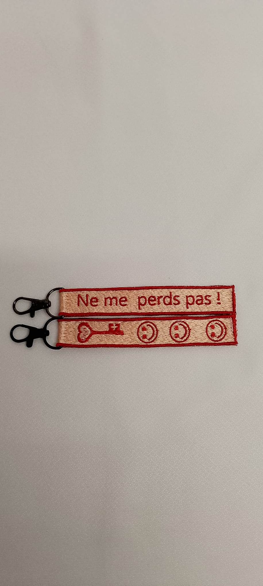 Porte-Clé Brodé qui parle - "Ne me perds pas"