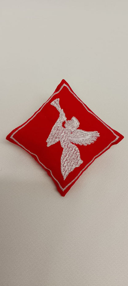 Guirlande Décorative de 4 Mini Coussins de Noël Brodés Personnalisables