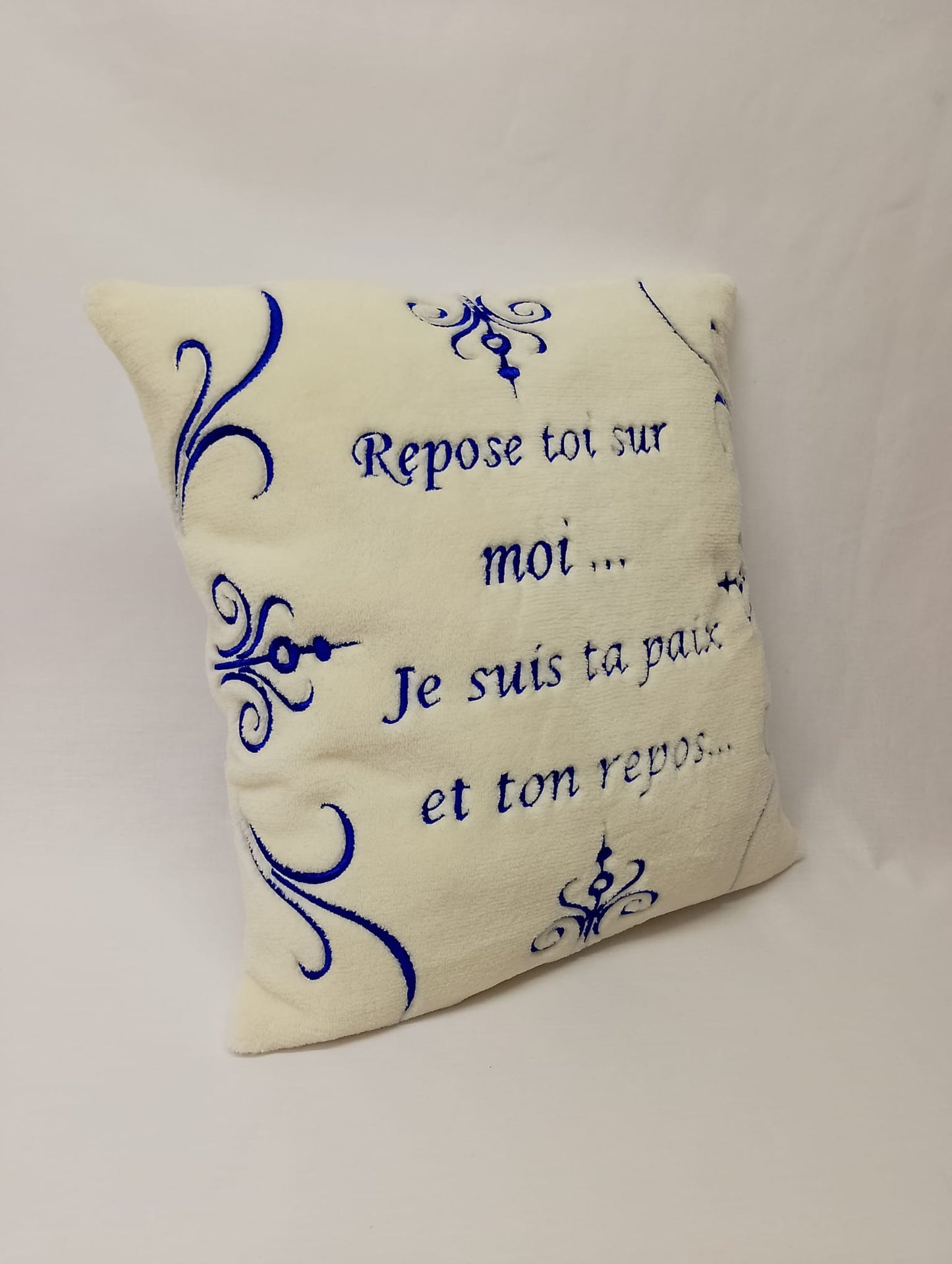 Coussin – Repose-toi sur moi, je suis ta paix