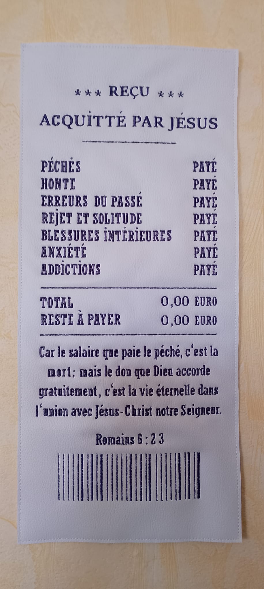 Tableau Brodé "Ticket de Caisse" - Romains 6:23 (Cadeau de Baptême Adulte)