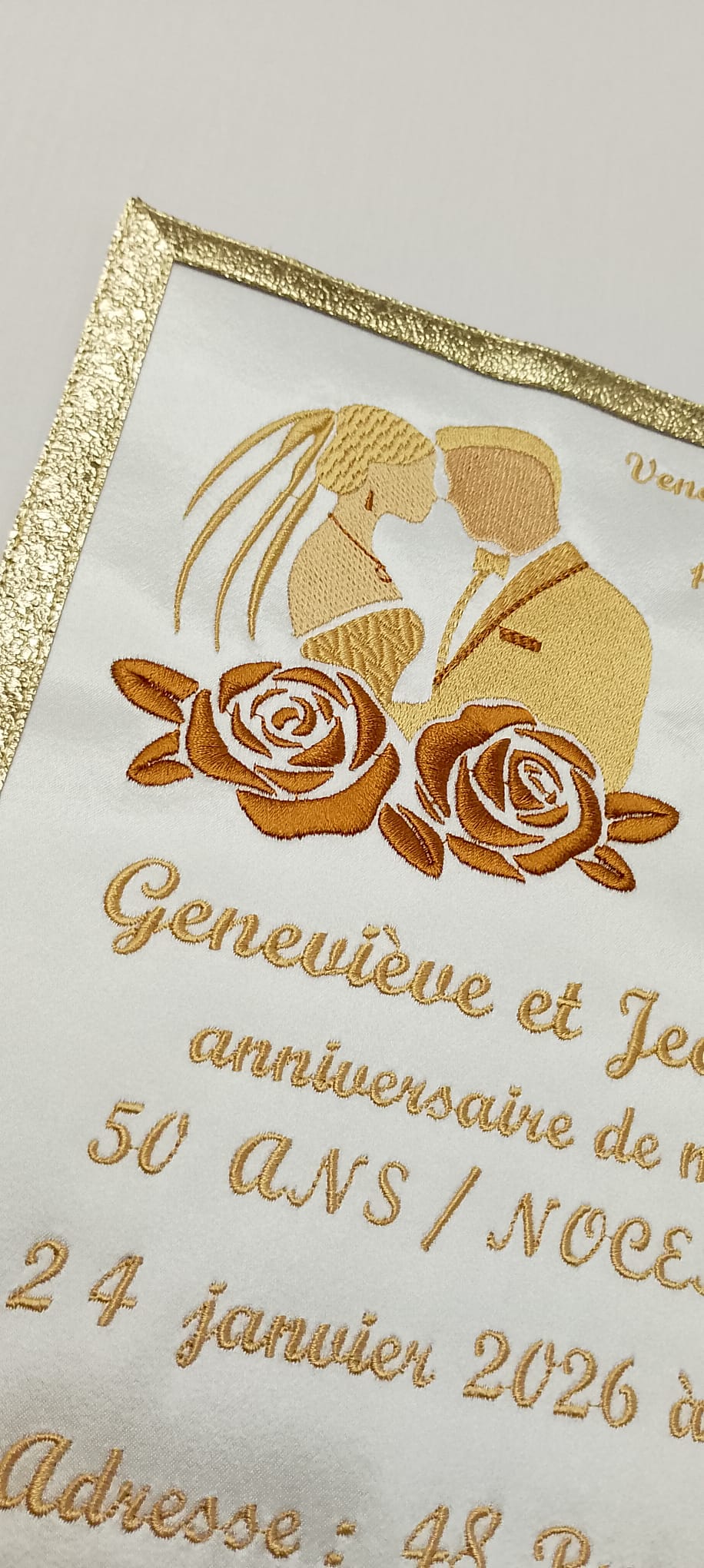 Faire-Part Brodé Personnalisé : Mariage & Noces d'Or (Satin et Dorures)